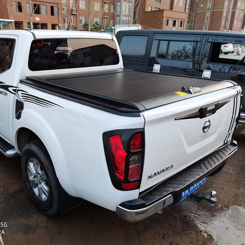Toyota Hilux Hard Lid – Heavy-Duty Lockable Tonneau Cover